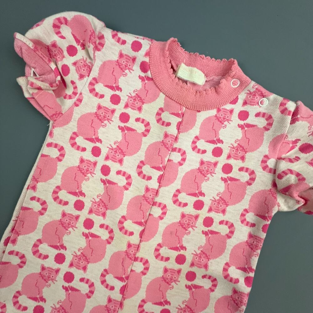 Vintage Health-Tex Pink Cat Print One Piece Romper 24 Months